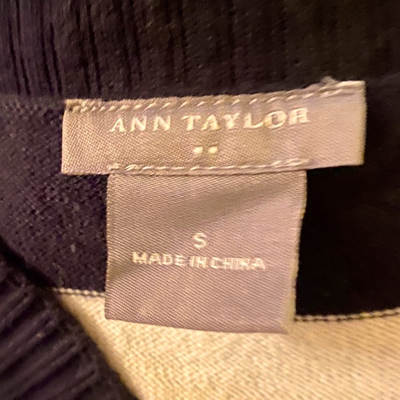 ⚓️ANN TAYLOR⚓️ COTTON V-NECK STRIPED LONG SLEEVE SUMMER SWEATER EUC☀️ - Picture 5 of 6